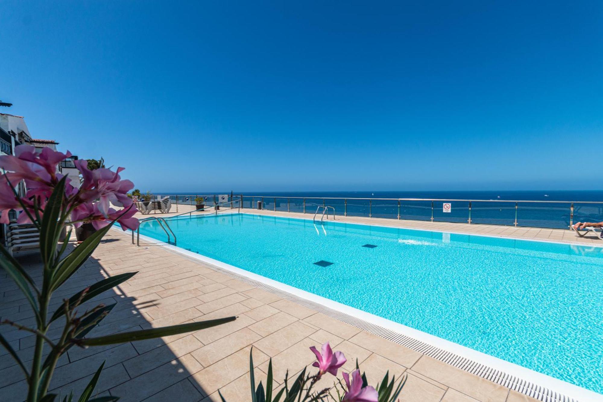 Daire Very Romantic Seaview Apartment Patalavaca Mogan With Warm Pool *